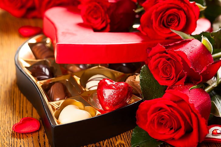 chocolate-roses-candy-love-wallpaper-preview