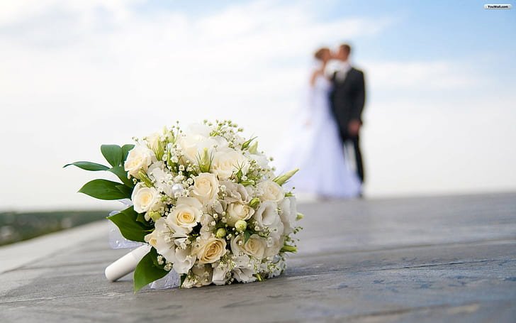 wedding-ring-love-romance-flowerss-photography-depth-of-field-wallpaper-preview